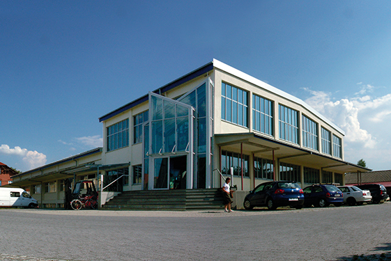2004